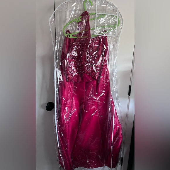 Bright red, silk prom dress. - Picture 2 of 3